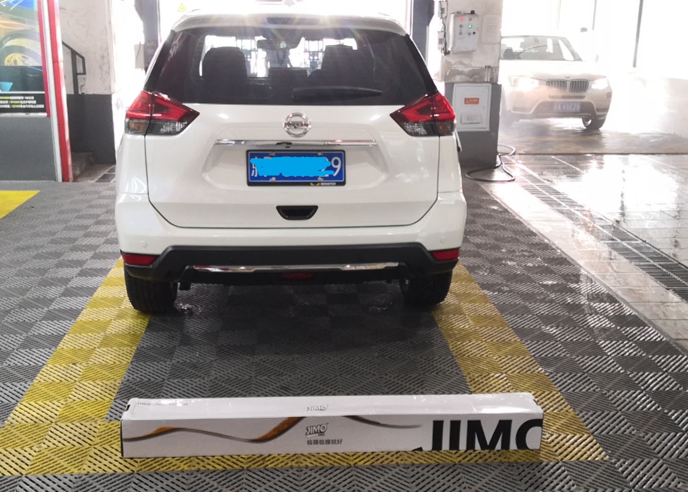 东风日产新奇俊