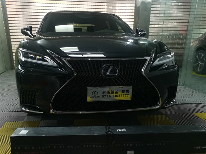 雷克萨斯-LS500H