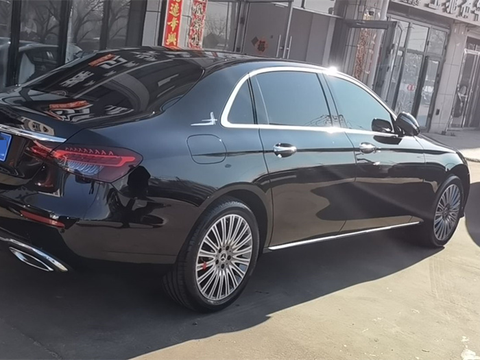 奔驰E300L