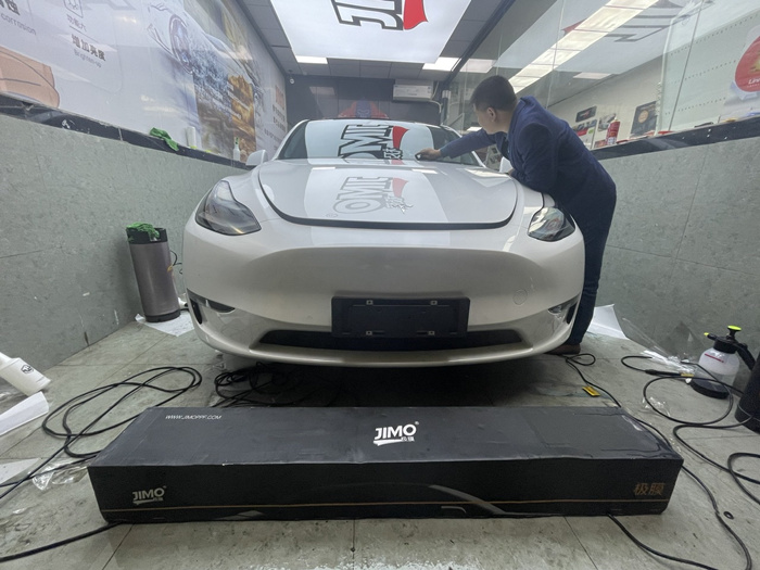 特斯拉model3