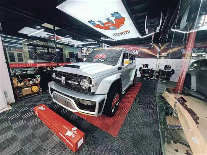 坦克-300赛博朋克