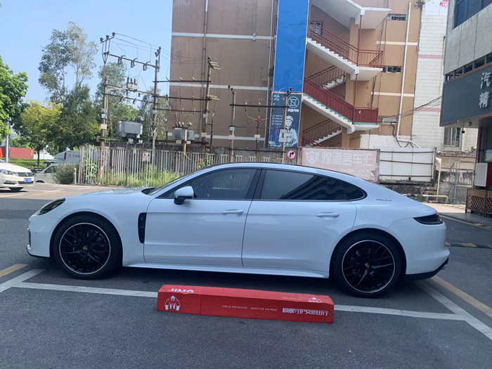 保时捷-帕拉梅拉